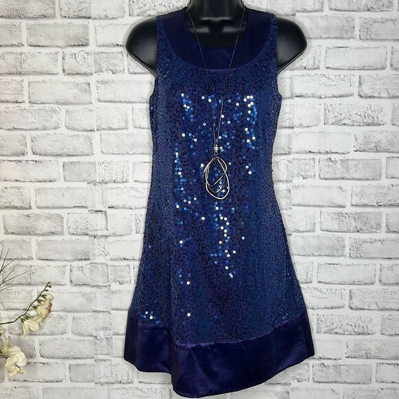 Betsey Johnson Silk Blue Sequins Evening Dress Cocktail Prom Party Size 2 - Picture 1 of 8